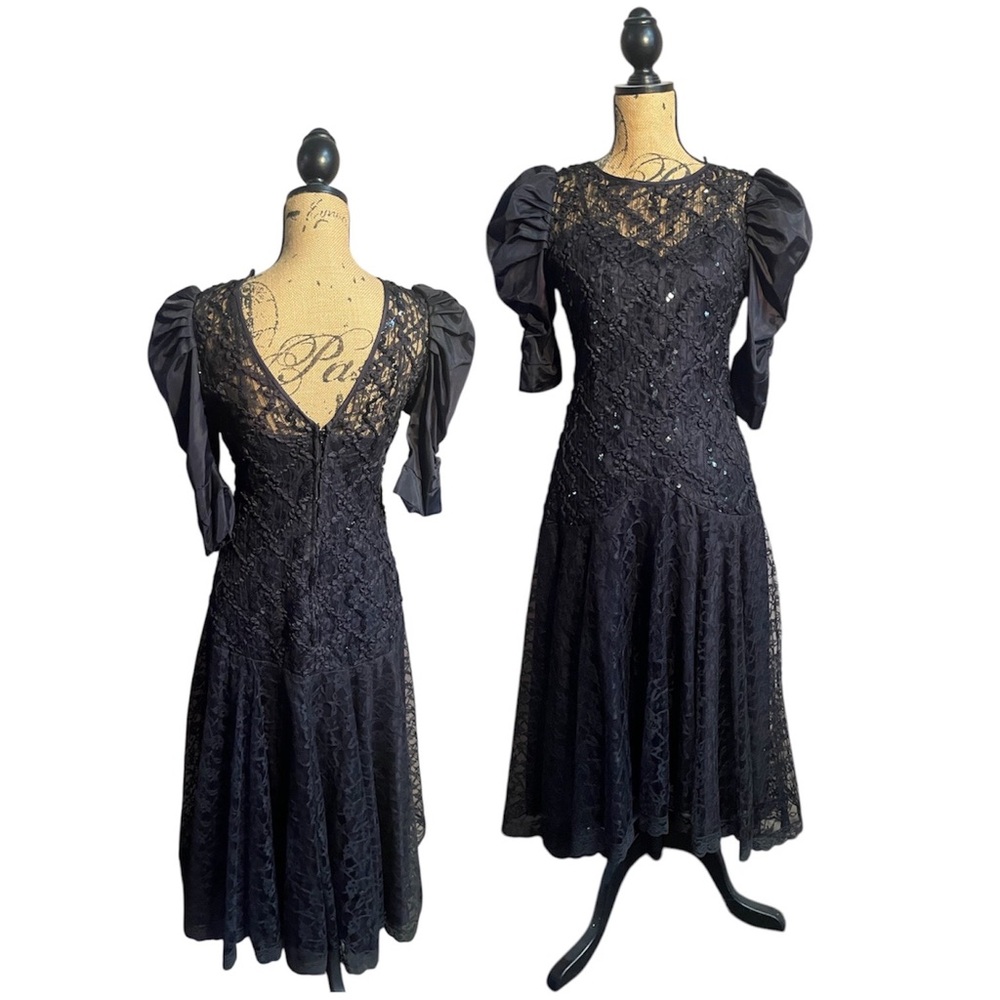 VINTAGE 90’s Black sequined cocktail evening dress